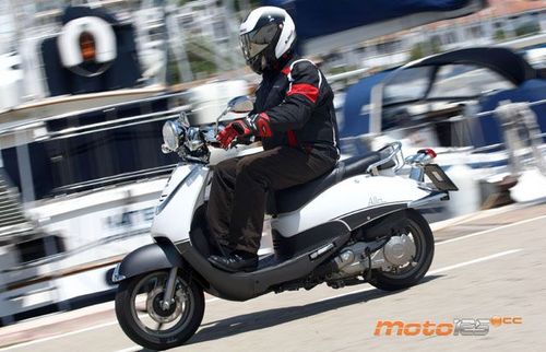 SYM Alló 125 -Toma de contacto