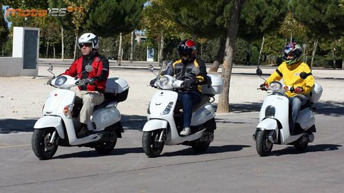 Comparativa - Scooters Retro 125 con baúl: Besbi/Like/Fiddle