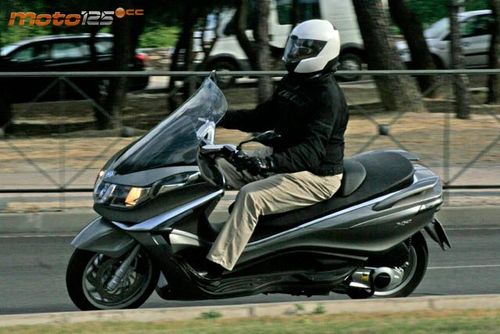 Piaggio X10 125 - Orden de magnitud