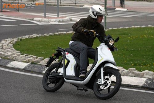 Rieju MIUS 3.0 - Toma de contacto