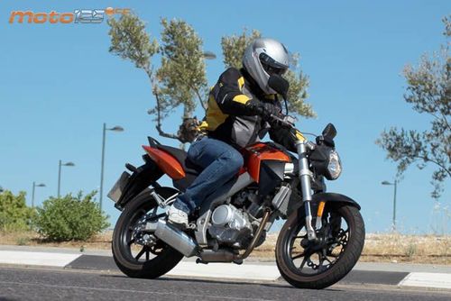 Motorhispania MH7 LC 125 - Japonesa con acento andaluz