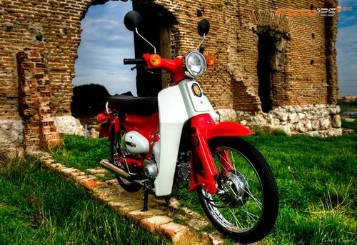 100% Vintage - SuperMotor Company Super 100