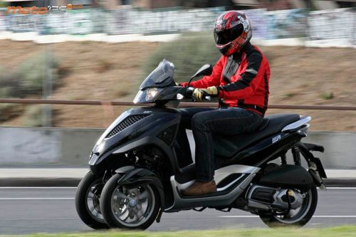 Piaggio MP3 Yourban 300 LT - Paso firme
