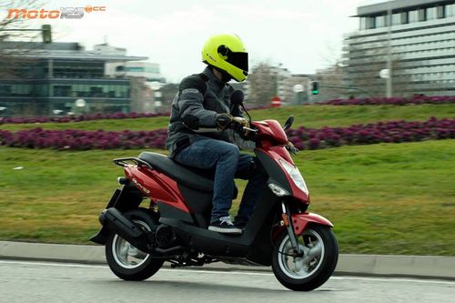 Kymco Agility 125 - La virtud por definición