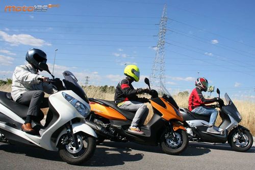 GT Primera división - Kymco SuperDink 125i - Suzuki Burgman - Yamaha X-Max