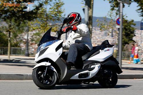 Kymco Yager GT 125i - Plataforma urbana