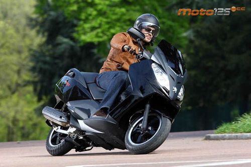 Peugeot Sat RS 125 - Oscura seducción