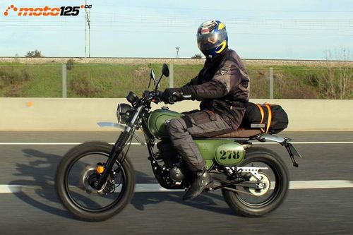 Aventura Moto125.cc - Con la Mitt Scrambler 278 125 a La Leyenda Continúa 2023