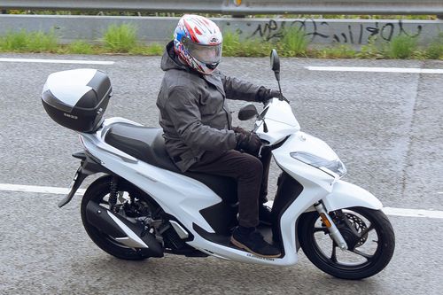 Primer contacto - QJ Motor SQ16 125