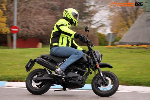 Brixton Crossfire XS 125 – Tamaño XS, diversión XL