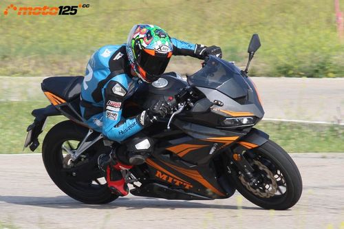 Mitt GP2 125 Carbono - Erre, ¡Qué R!