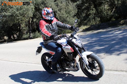 Kove NK125R - La Muralla China