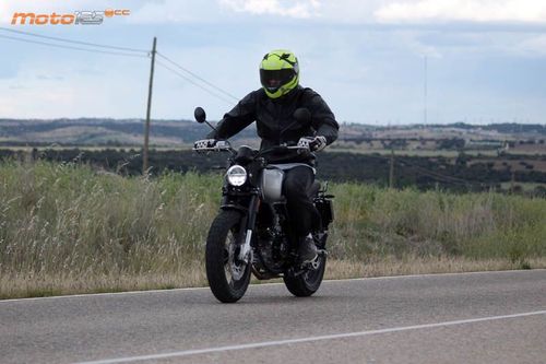 SWM Outlaw 125 - Renacimiento italiano