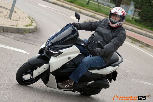 Yamaha NMax 125 ’25 - Máxima versatilidad