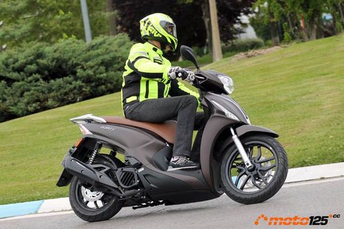 Kymco People S 125 E5 - Deslumbrante