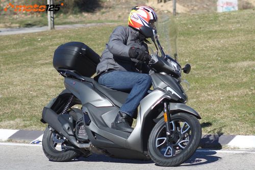 Voge SR16 125 - Por todo lo alto